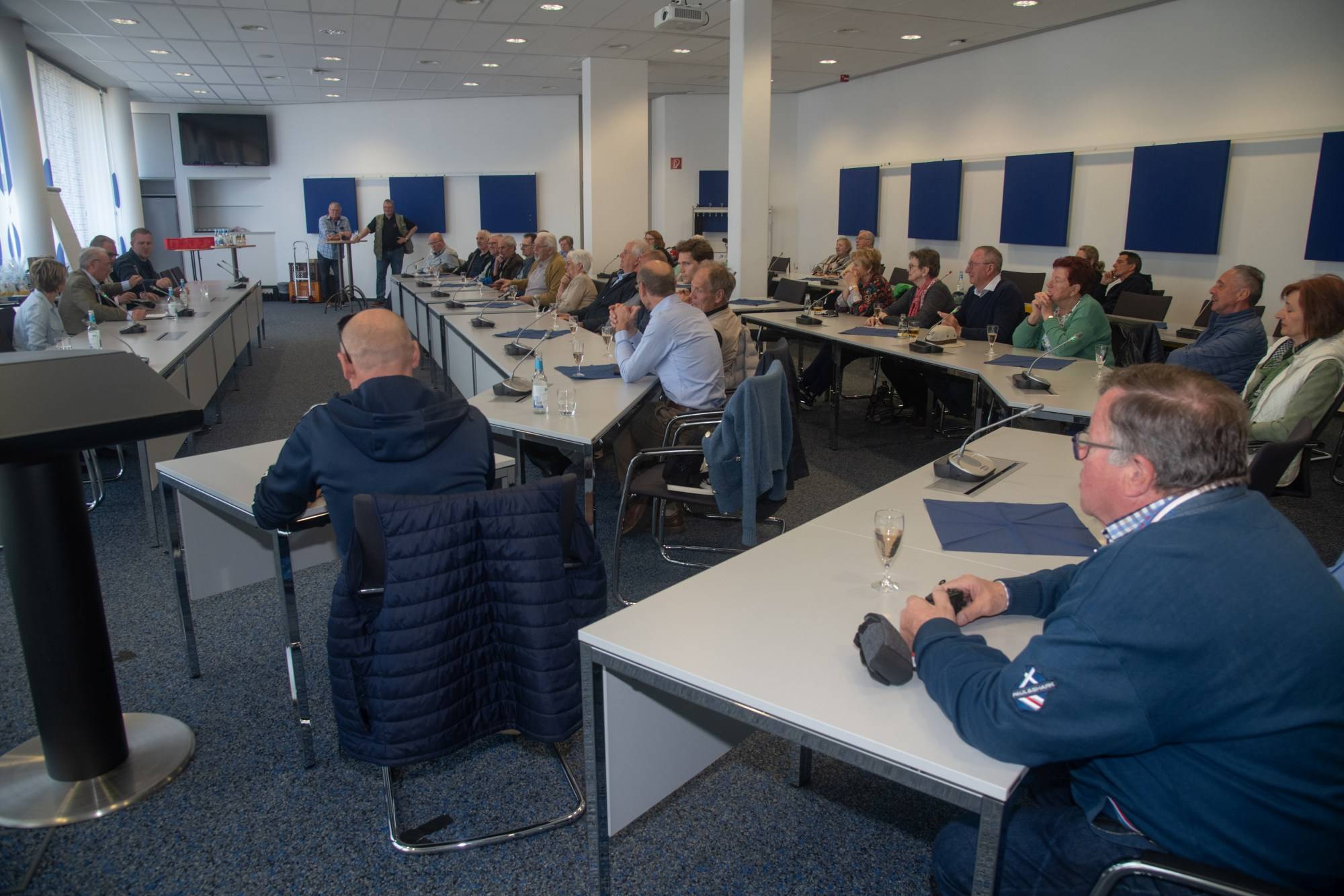 2025-04-12 SPVT - Besuch aus Genk-1964 Empfang im Rathaus Troisdorf